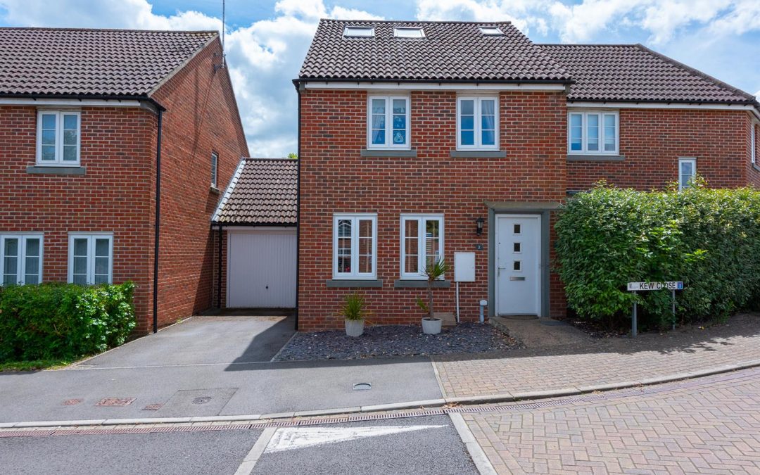 Kew Close, Basingstoke