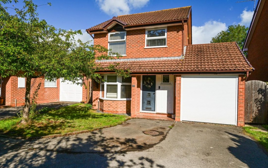 Catkin Close, Chineham, Basingstoke