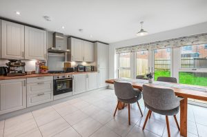 Oakenshaw Reach, Basingstoke