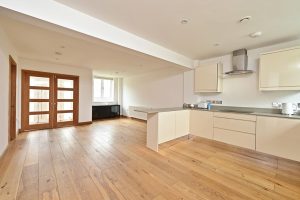 Summerlea Court, Herriard