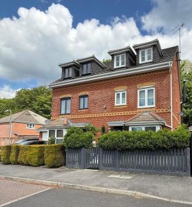 Ferndown Close, Beggarwood, Basingstoke