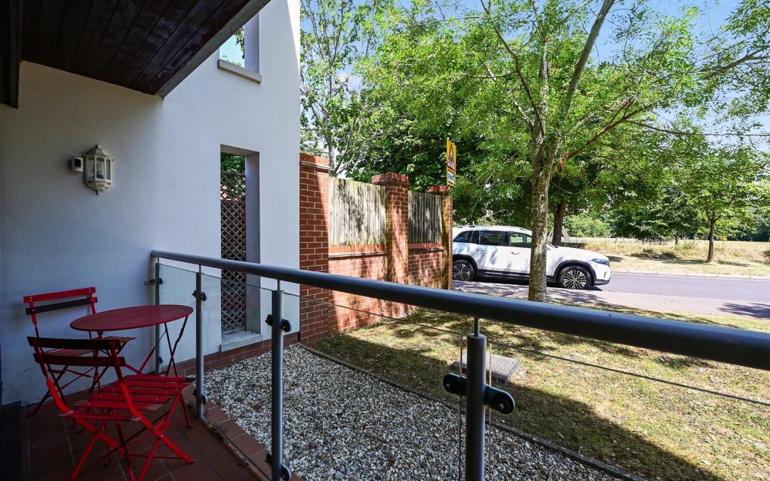 Hollies Court, Basingstoke