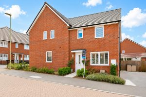Benfield Drive, Basingstoke