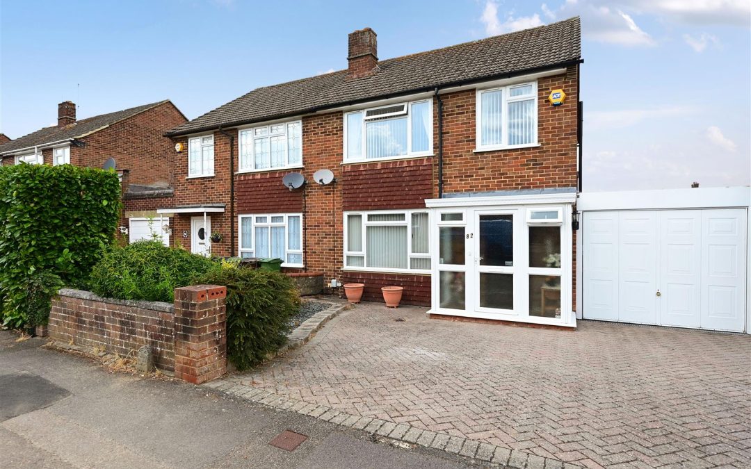 Hawthorn Way, Basingstoke